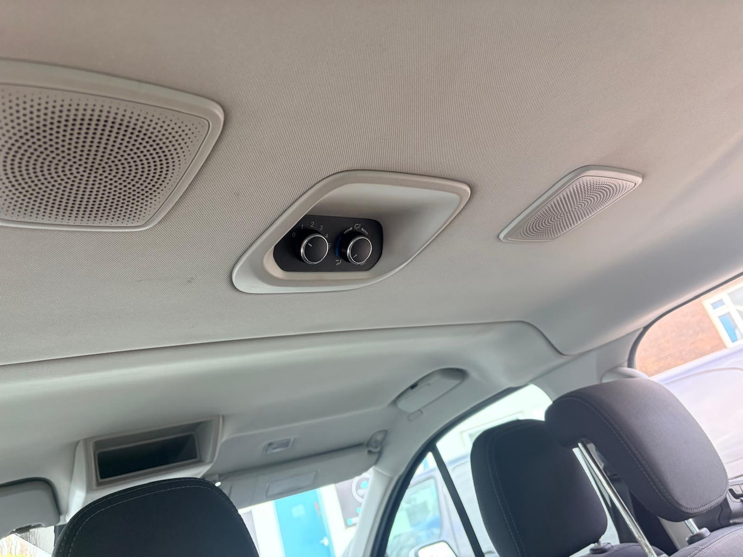 Used Ford Tourneo Custom 2018 for sale - 77833738: Photo 16