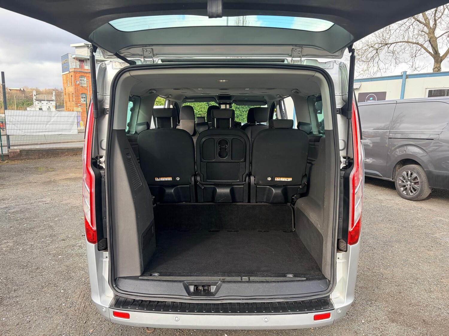 Used Ford Tourneo Custom 2018 for sale - 77833738: Photo 9