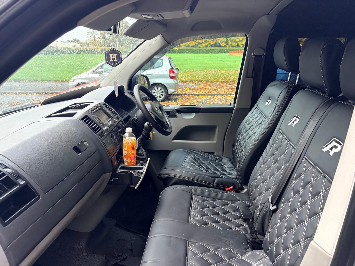 Used Volkswagen Transporter 2015 for sale - 76104888: Photo 11