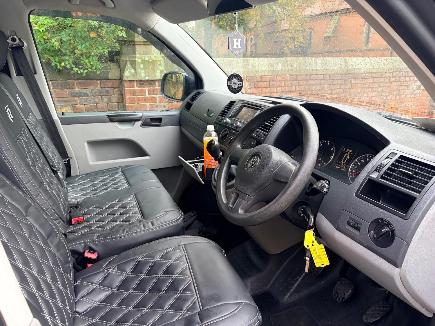 Used Volkswagen Transporter 2015 for sale - 76104888: Photo 13