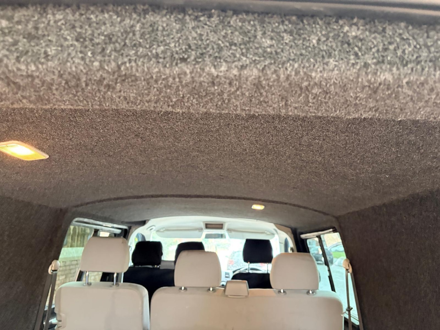 Used Volkswagen Transporter 2015 for sale - 76104888: Photo 8