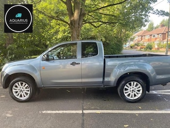 Used Isuzu D-Max 2013 for sale - 75581757: Photo