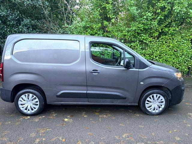 Used Citroen Berlingo 2022 for sale - 76882184: Photo 2