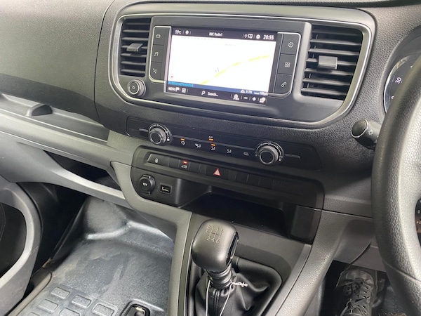 Used Vauxhall Vivaro 2020 for sale - 75584616: Photo 18