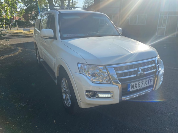 Used Mitsubishi Shogun 2018 for sale - 75641589: Photo 8
