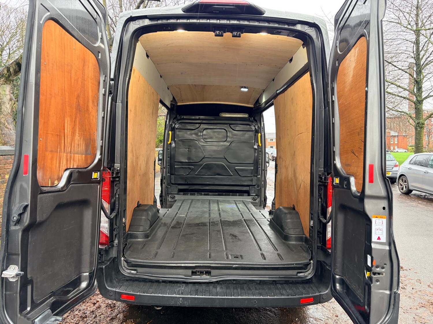 Used Ford Transit 2021 for sale - 76987588: Photo 11