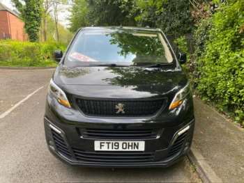 Used Peugeot Traveller 2019 for sale - 74537222: Photo