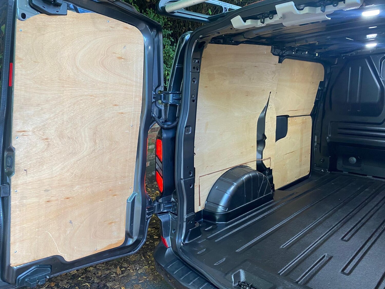 Used Ford Transit Custom 2024 for sale - 76028319: Photo 14