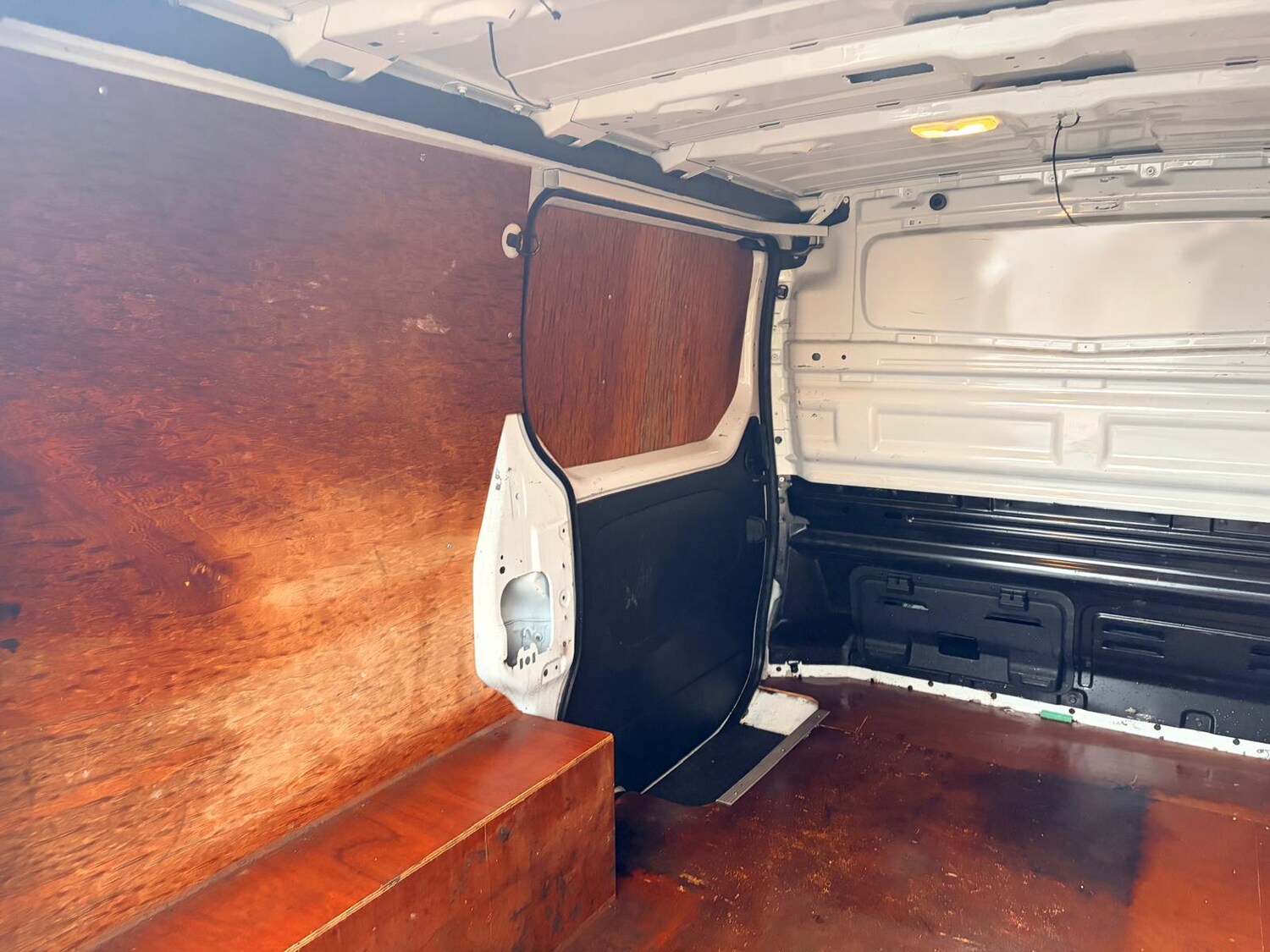 Used Vauxhall Vivaro 2018 for sale - 76545472: Photo 13