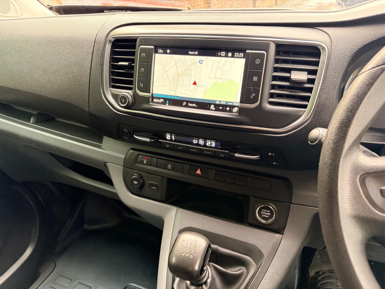 Used Vauxhall Vivaro 2019 for sale - 75935300: Photo 14