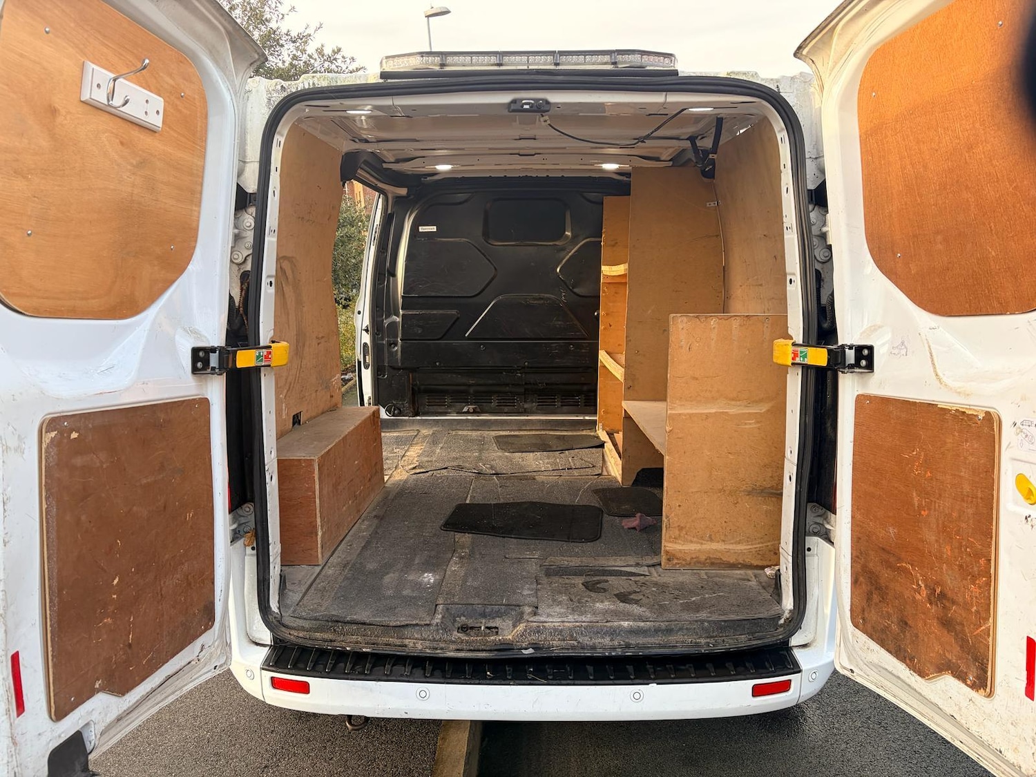 Used Ford Transit Custom 2020 for sale - 76650022: Photo 10