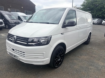 Used Volkswagen Transporter 2019 for sale - 78942107: Photo