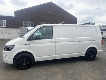Used Volkswagen Transporter 2019 for sale - 78942107: Photo