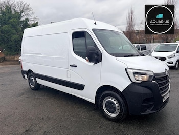 Renault Master feature image
