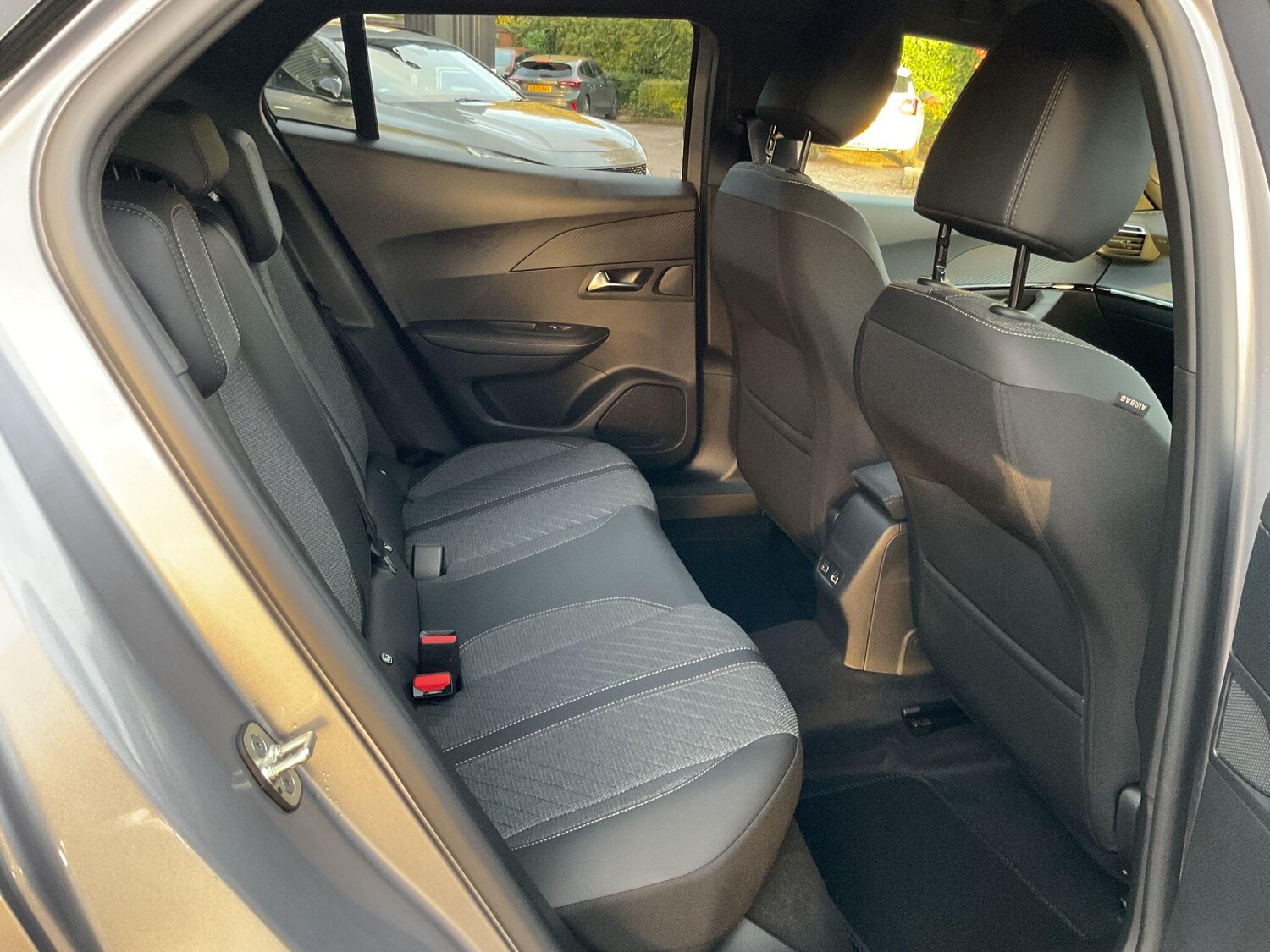 Used Peugeot 2008 2025 for sale - 77574398: Photo 12