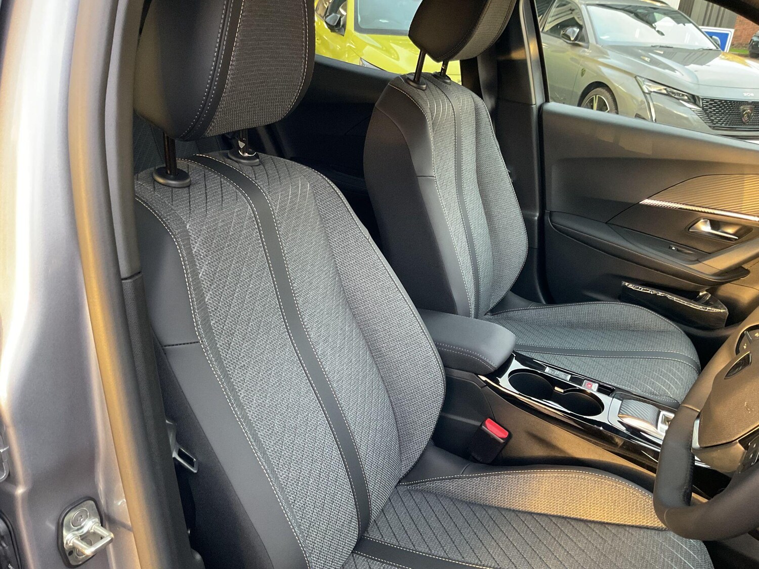 Used Peugeot 2008 2025 for sale - 77574398: Photo 17