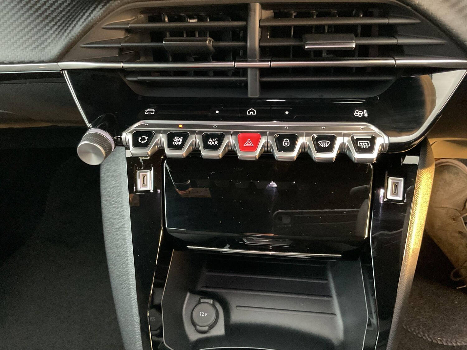 Used Peugeot 2008 2025 for sale - 77574398: Photo 25