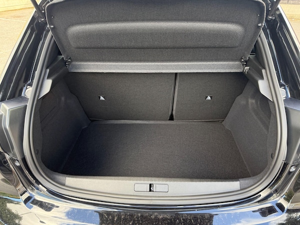 Used Peugeot 208 2025 for sale - 76306287: Photo 11
