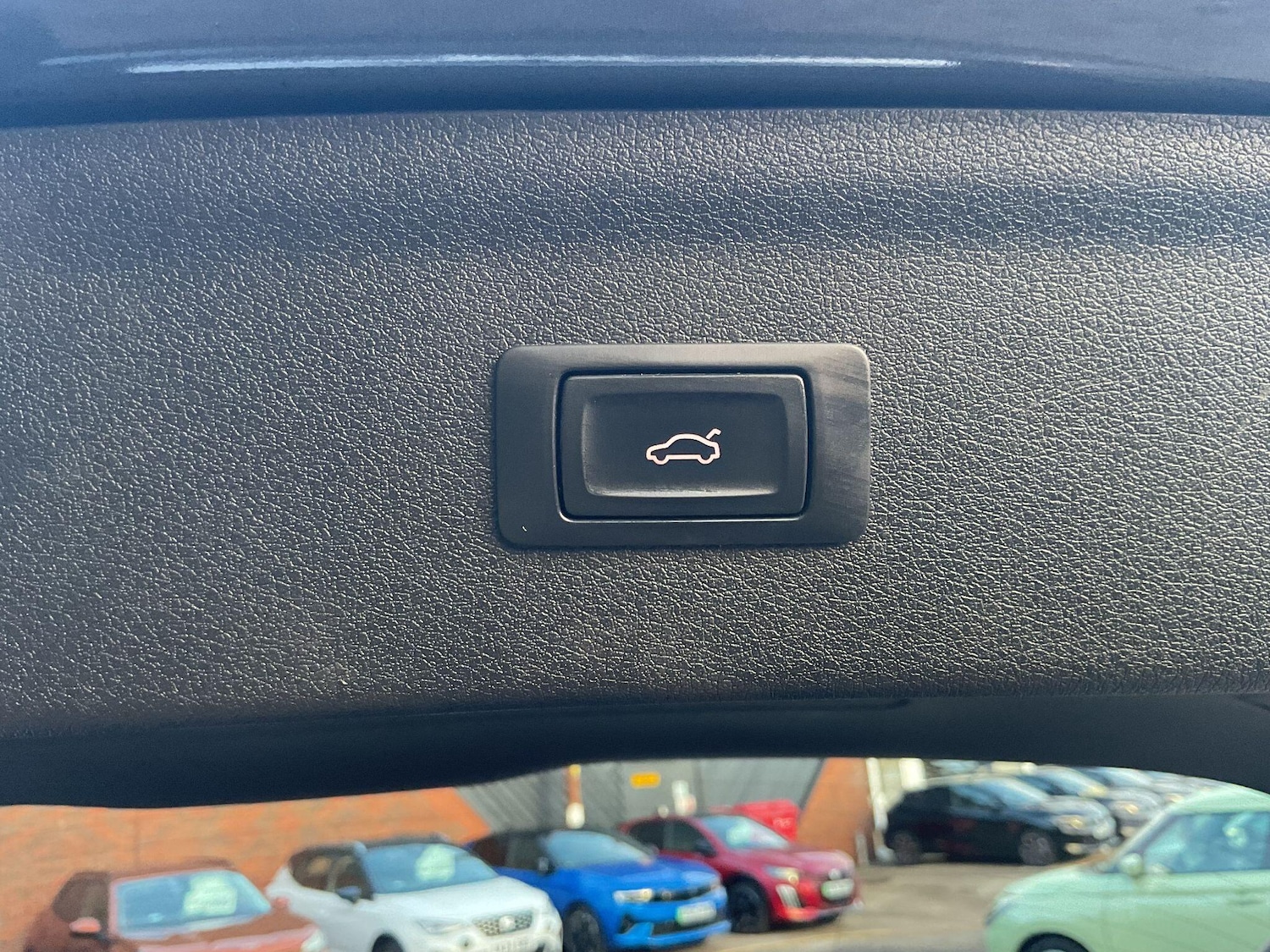 Used Audi Q3 2016 for sale - 76936586: Photo 11