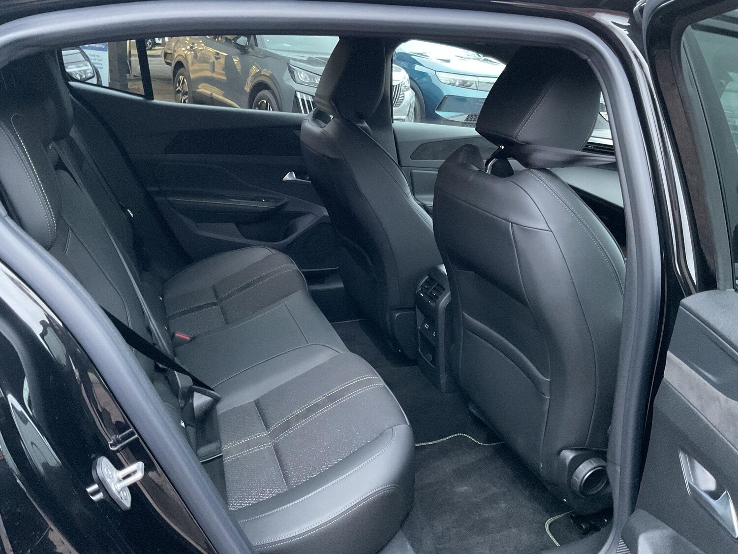 Used Peugeot 408 2025 for sale - 78100564: Photo 13