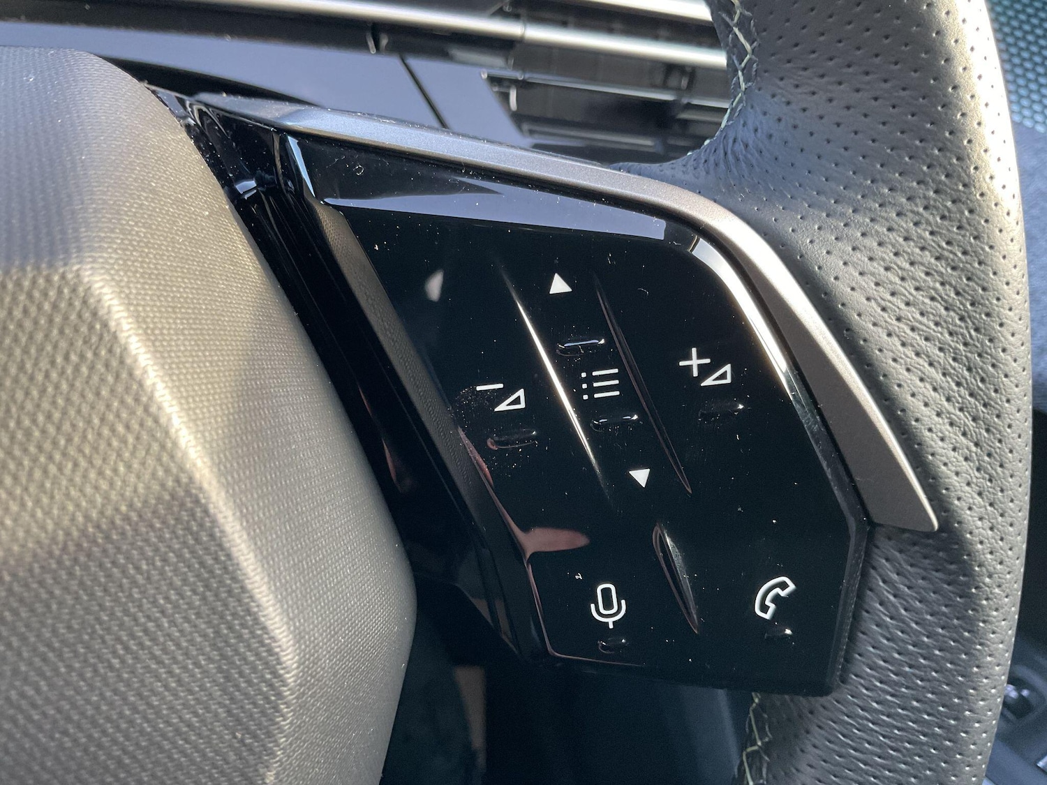 Used Peugeot 3008 2025 for sale - 77723065: Photo 34