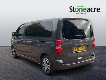 Used Peugeot Traveller 2023 for sale - 76326184: Photo