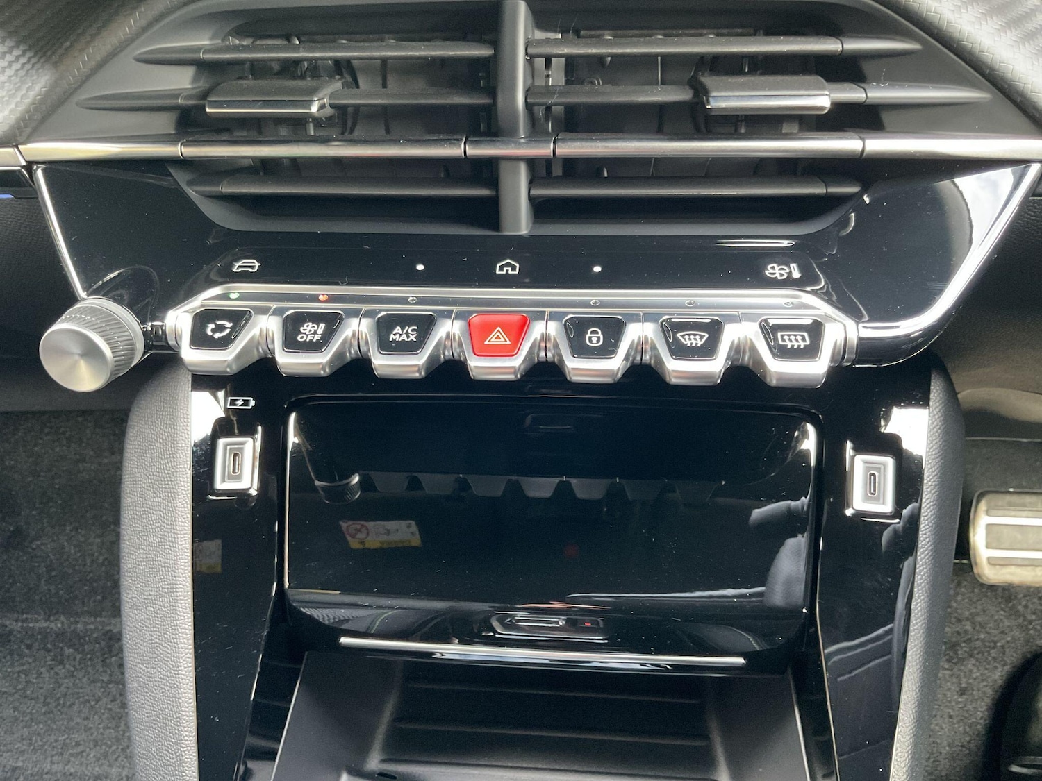 Used Peugeot 208 2025 for sale - 77710371: Photo 38