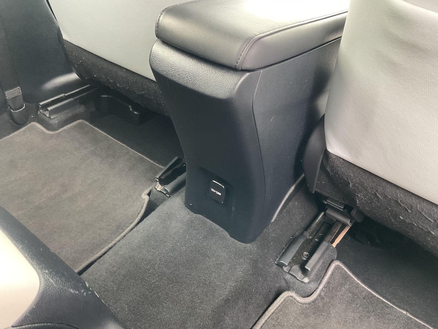 Used Toyota Prius 2018 for sale - 78046717: Photo 14