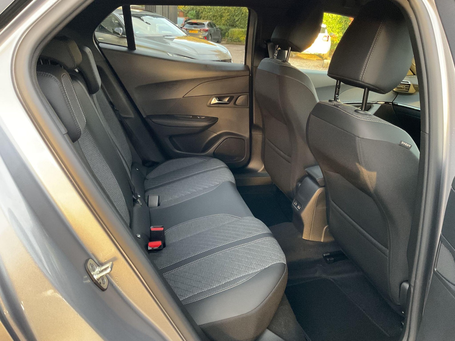 Used Peugeot 2008 2025 for sale - 77162818: Photo 12