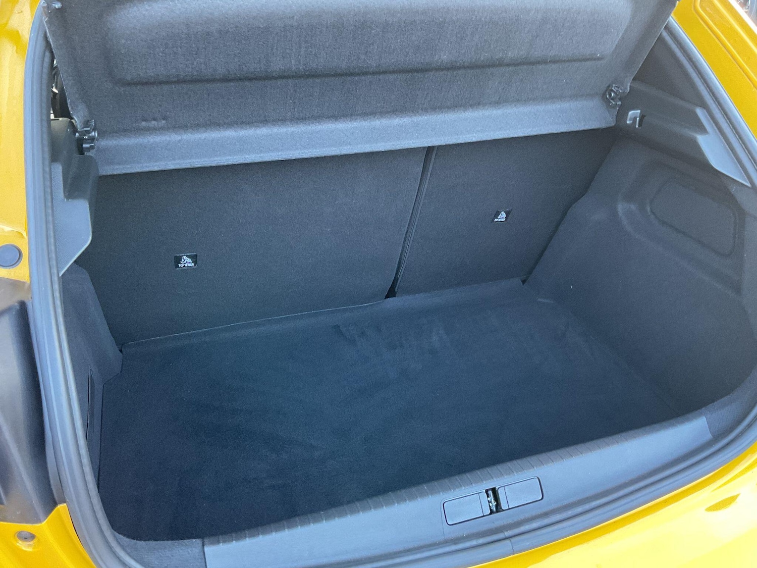 Used Peugeot 208 2023 for sale - 76689238: Photo 12