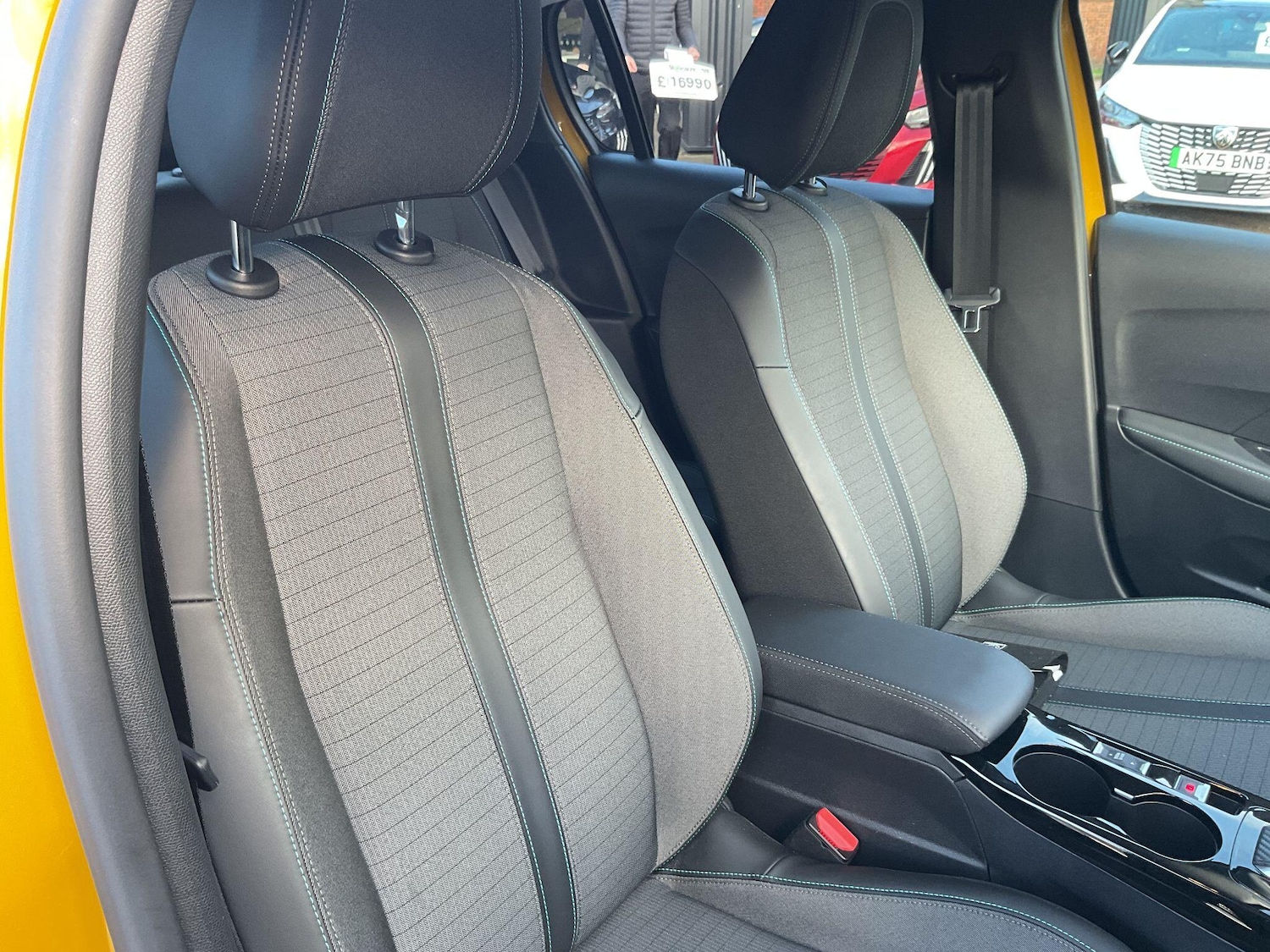 Used Peugeot 208 2023 for sale - 76689238: Photo 17