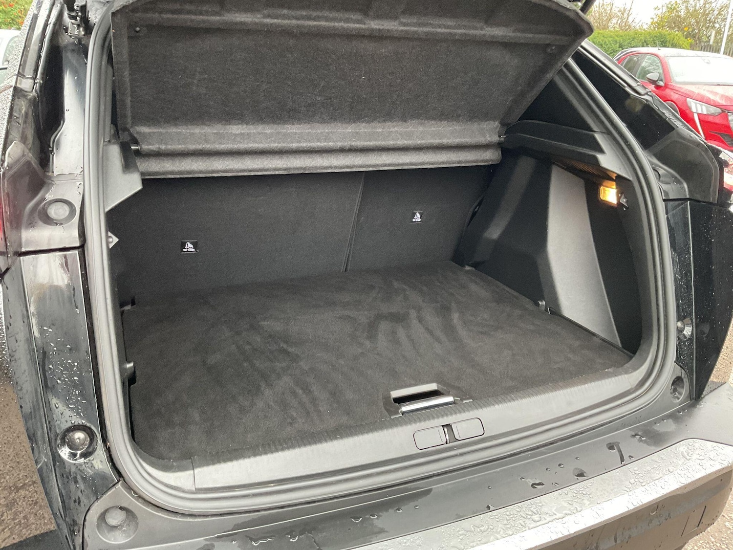 Used Peugeot 2008 2023 for sale - 76976336: Photo 9