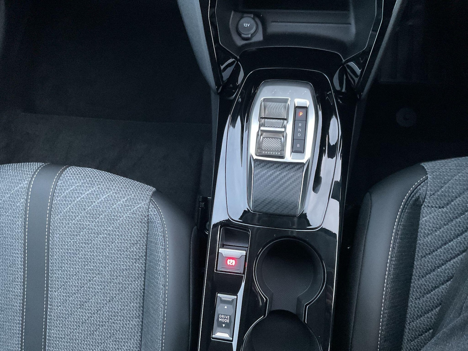 Used Peugeot E-208 2025 for sale - 77166790: Photo 18