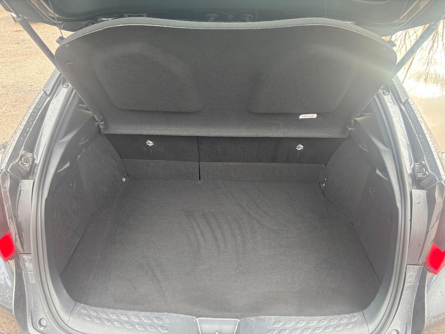 Used Toyota C-HR for sale - 77598006: Photo 24