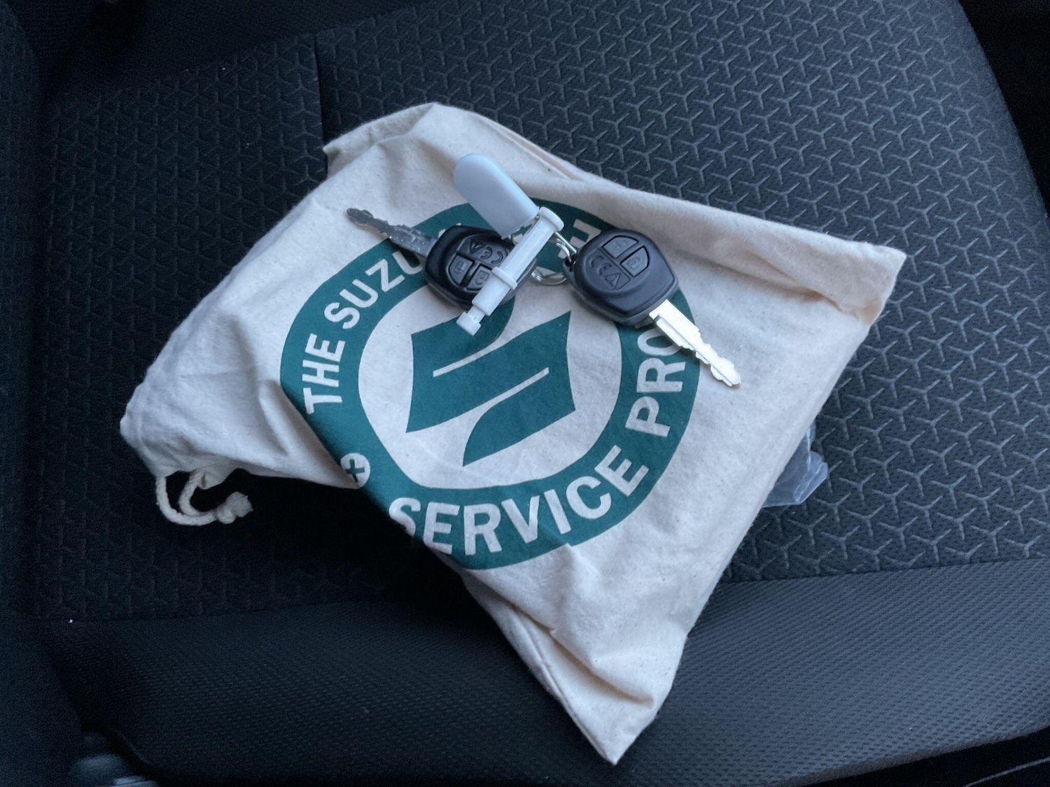 Used Suzuki Swift 2023 for sale - 77060373: Photo 20