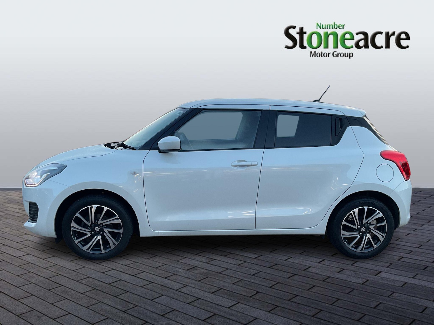 Used Suzuki Swift 2023 for sale - 77060373: Photo 4