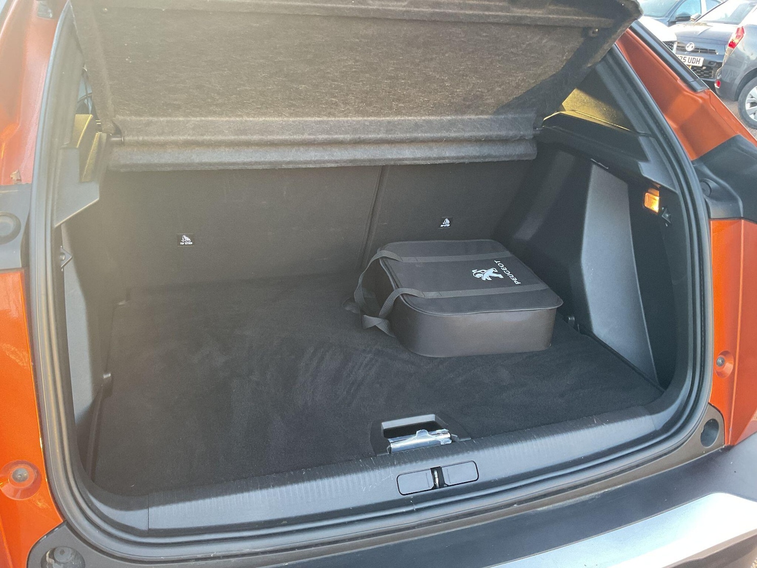 Used Peugeot 2008 2021 for sale - 76936147: Photo 11