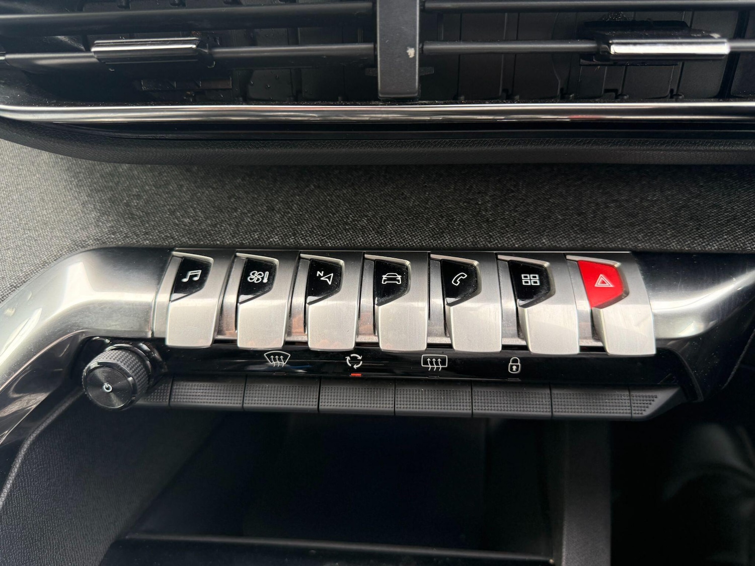 Used Peugeot 3008 2023 for sale - 76094296: Photo 17