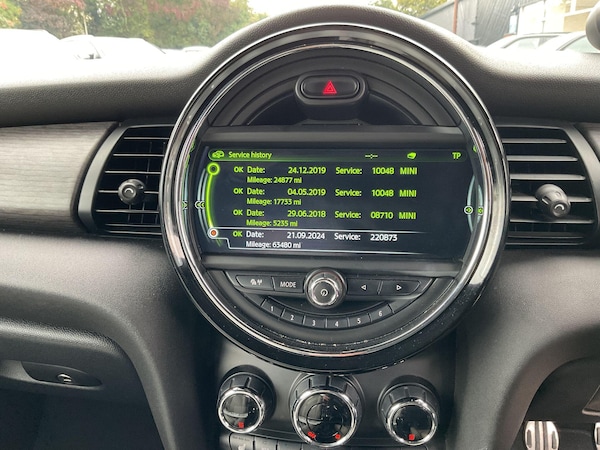 Used MINI Convertible 2016 for sale - 76247203: Photo 16
