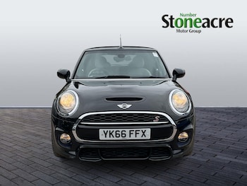 Used MINI Convertible 2016 for sale - 76247203: Photo 2