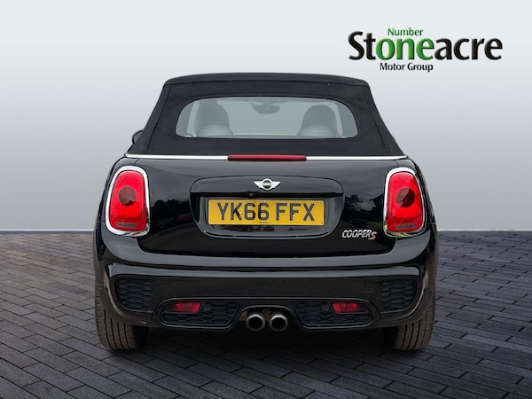 Used MINI Convertible 2016 for sale - 76247203: Photo 5