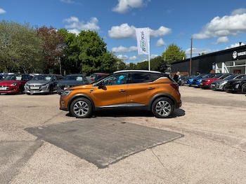 Used Renault Captur 2021 for sale - 78388024: Photo