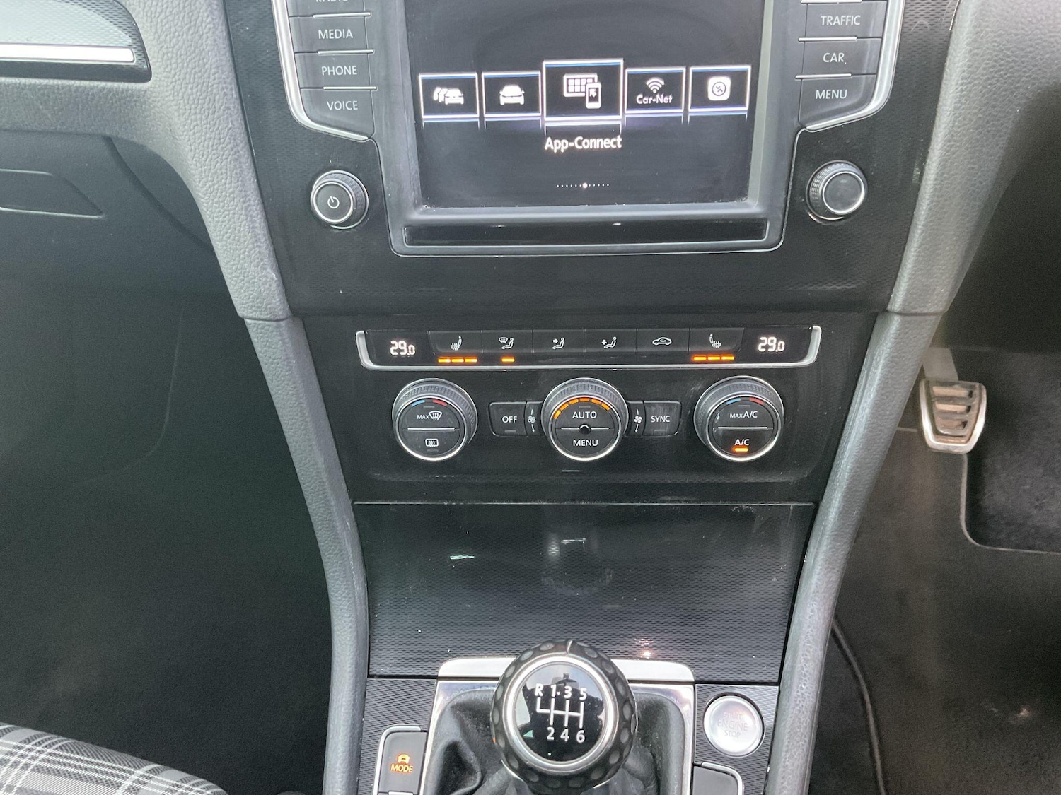 Used Volkswagen Golf 2017 for sale - 76714767: Photo 18