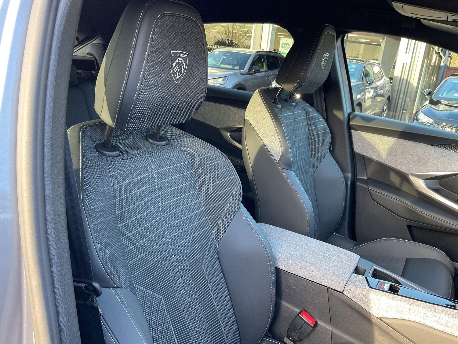 Used Peugeot E-3008 for sale - 78214478: Photo 21