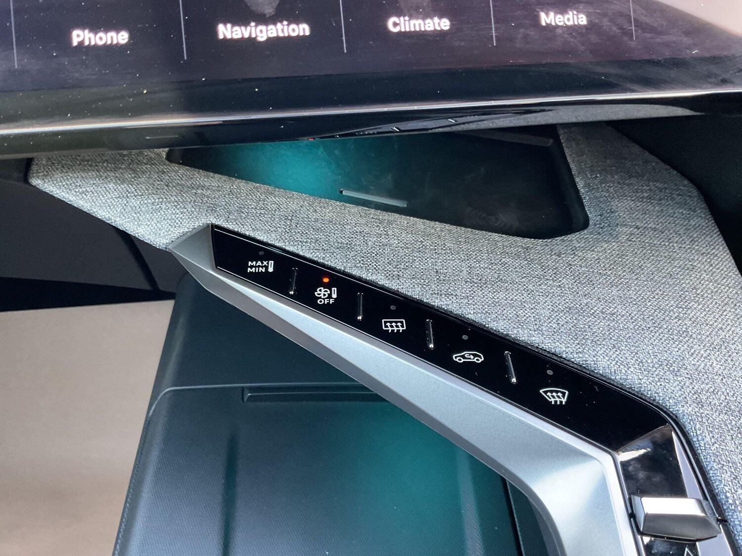 Used Peugeot E-3008 for sale - 78214478: Photo 29