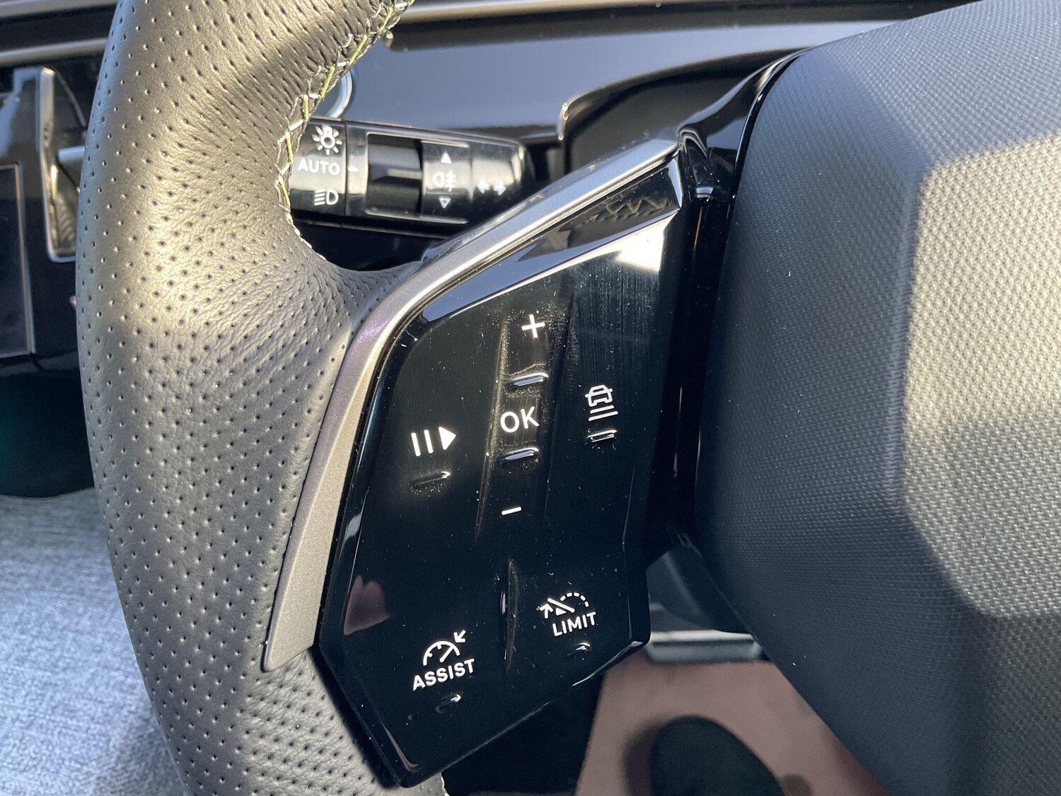 Used Peugeot E-3008 for sale - 78214478: Photo 33