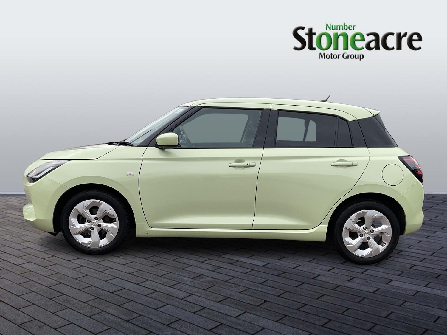 Used Suzuki Swift 2024 for sale - 76765352: Photo 4