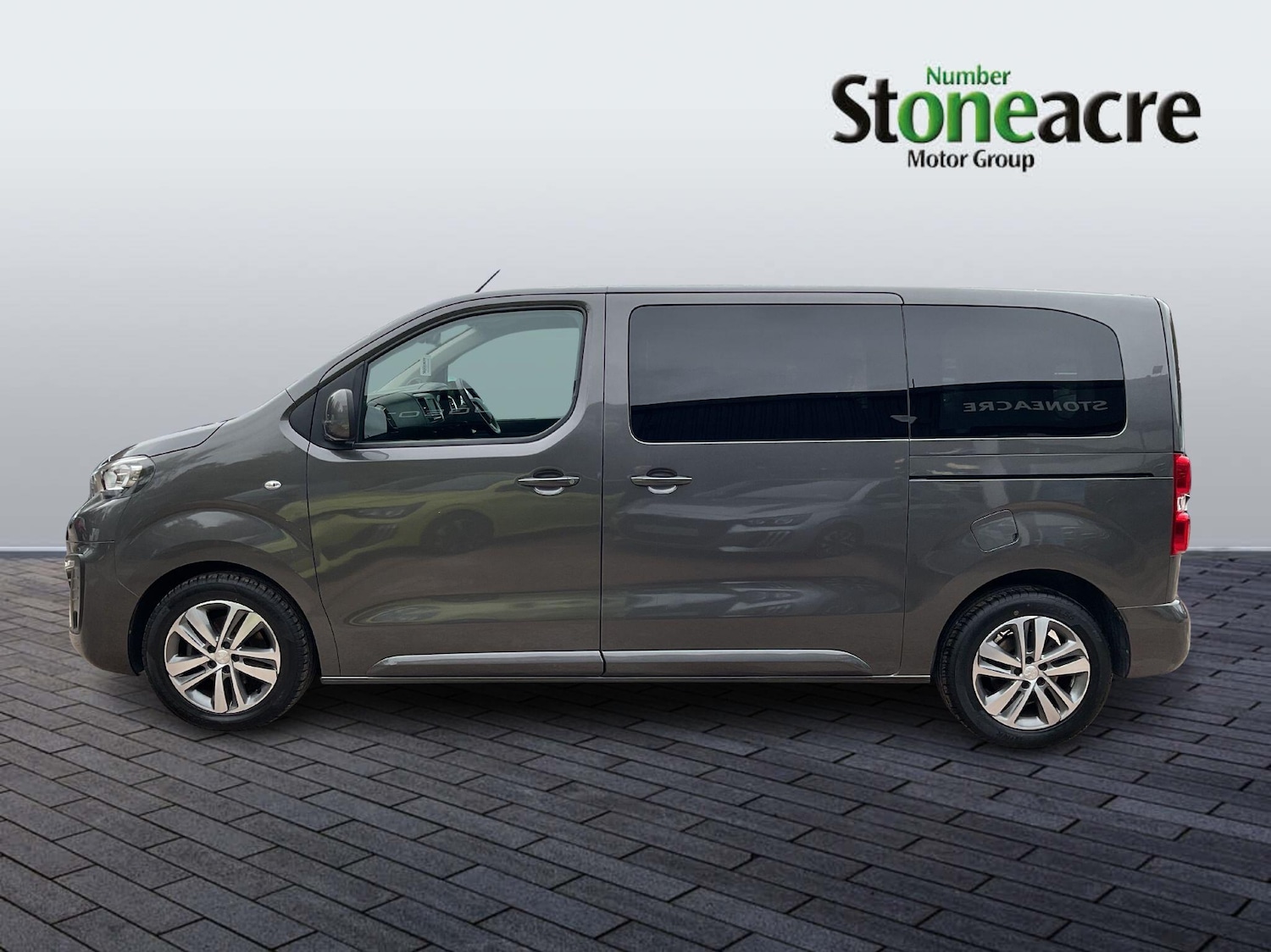 Used Peugeot Traveller 2021 for sale - 76284045: Photo 10