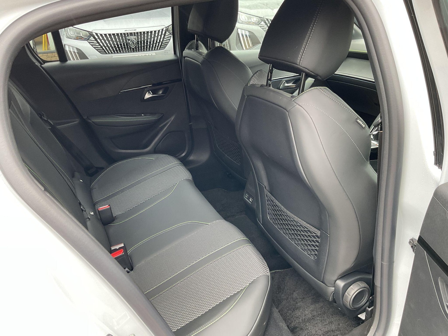 Used Peugeot 208 for sale - 77683775: Photo 15