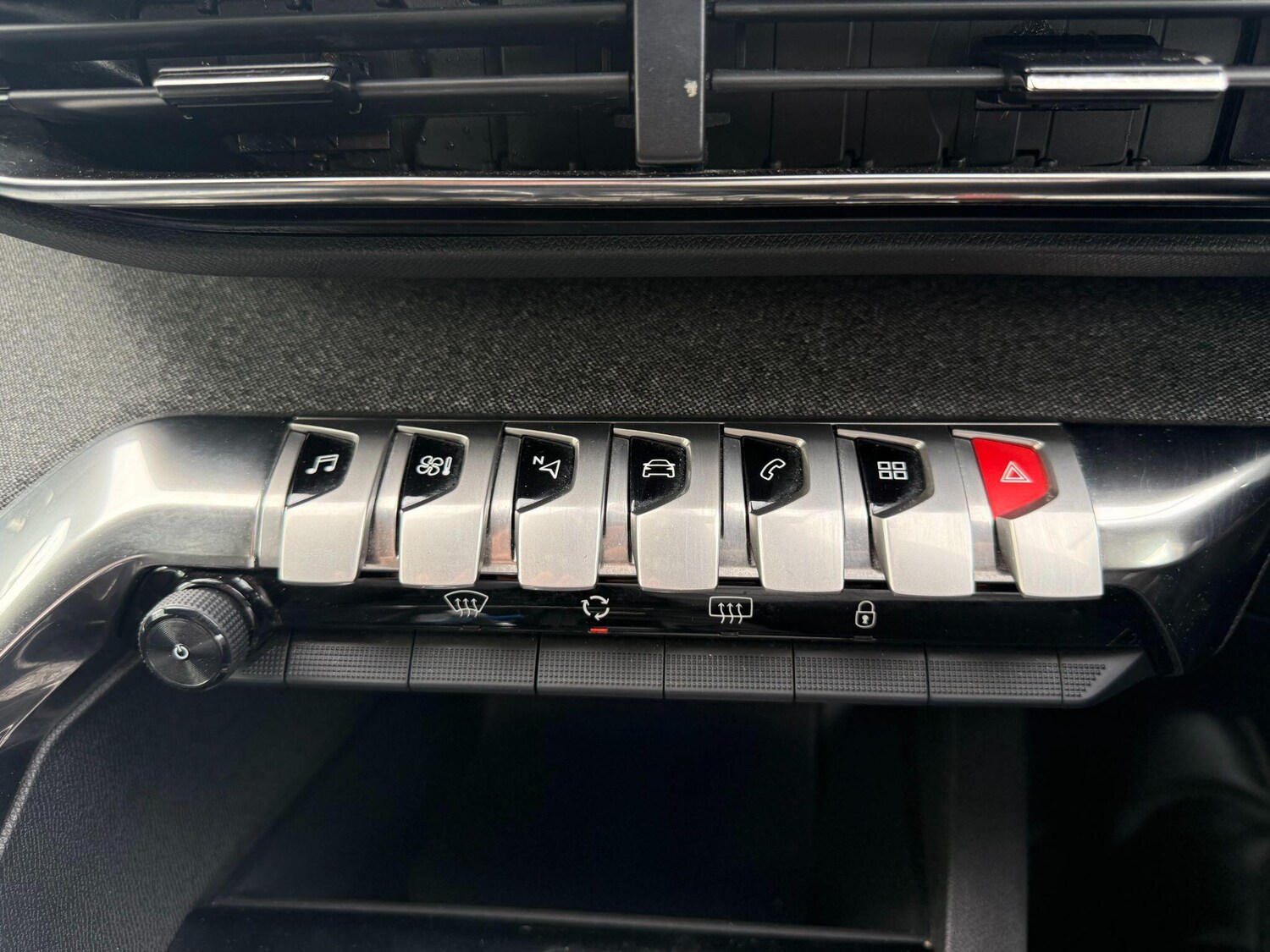 Used Peugeot 3008 2023 for sale - 76318136: Photo 19